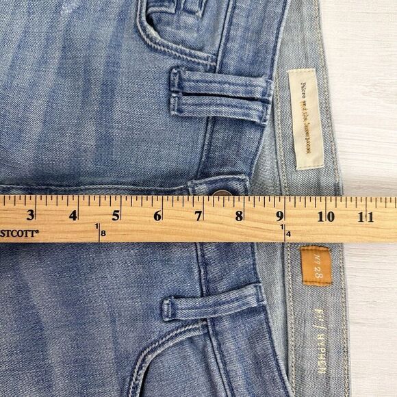 Pilcro Low-Rise Slim Boyfriend Jeans 28 Blue Light Wash Embroidered Straight Leg - Picture 10 of 13